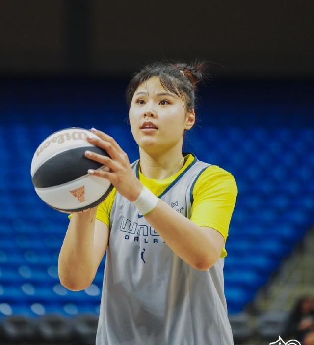 tenan, 李月汝为了